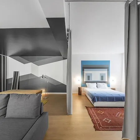 Flats - Un-almada House Apartment *