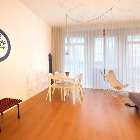 Flats - Un-almada House Apartment