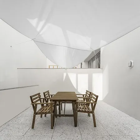 Apartment Flats - Un-almada House *