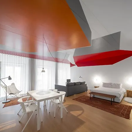 Flats - Un-almada House Apartment